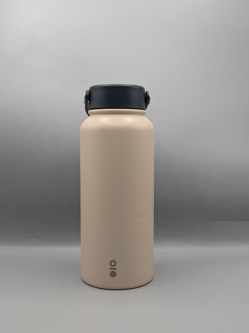 Montigo Ace Bottle Mega versatile, high-capacity reusable water bottle (950ml) 8