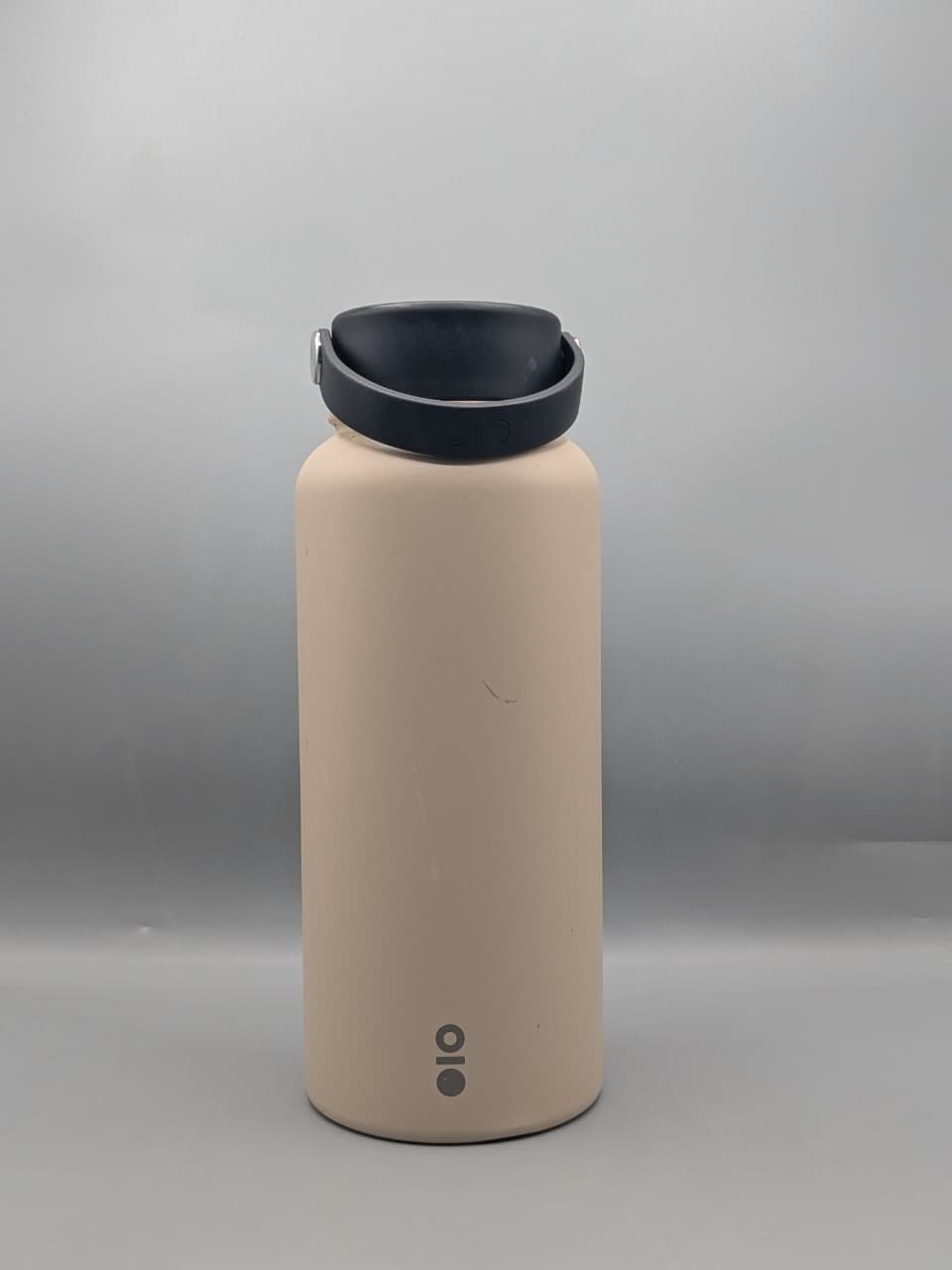 Montigo Ace Bottle Mega versatile, high-capacity reusable water bottle (950ml) 6