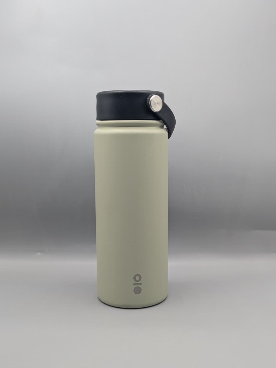 Brio Bottle, specifically a vacuum-insulated stainless steel water bottle (530ml) 21