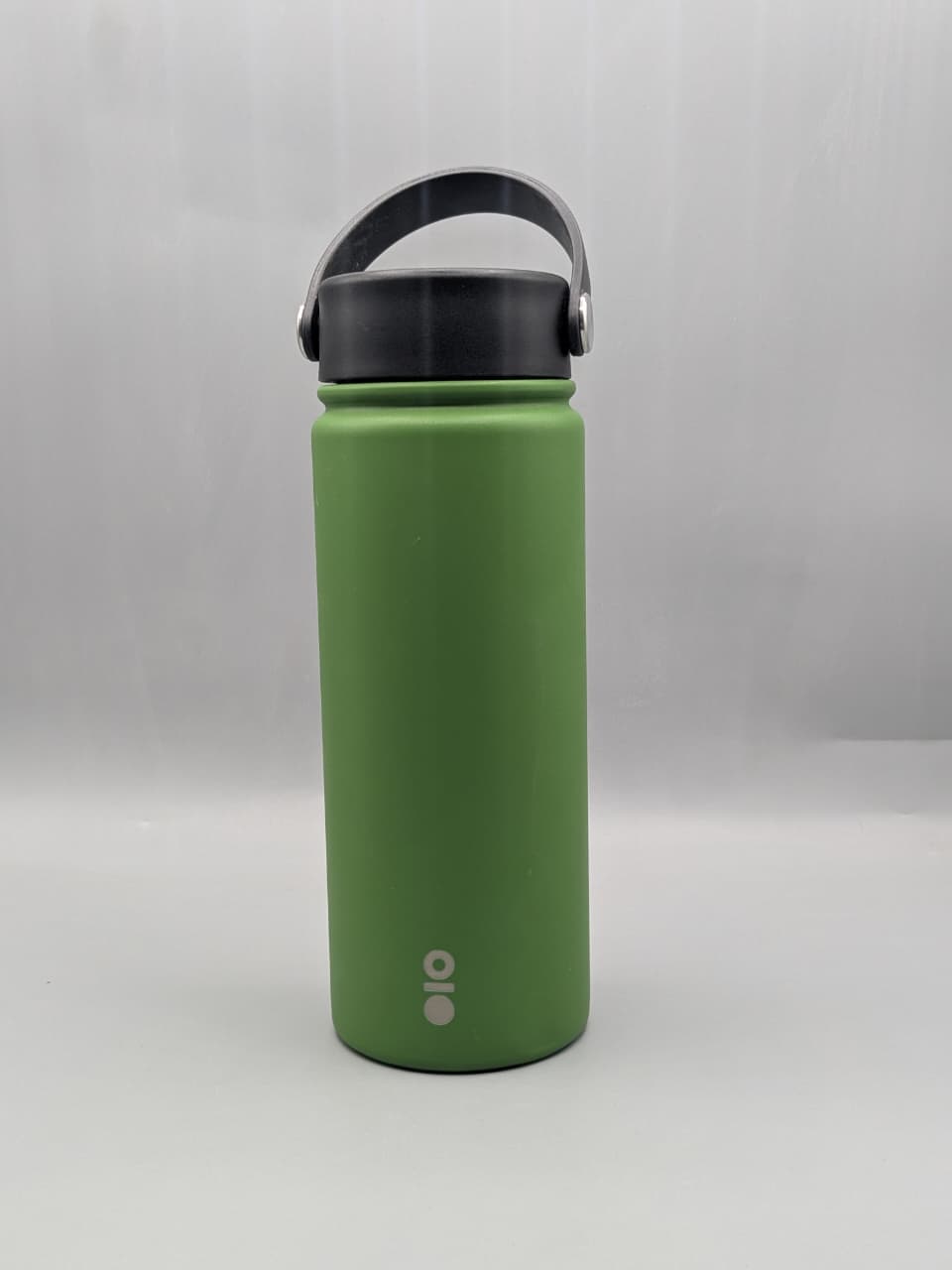 Brio Bottle, specifically a vacuum-insulated stainless steel water bottle (530ml) 14