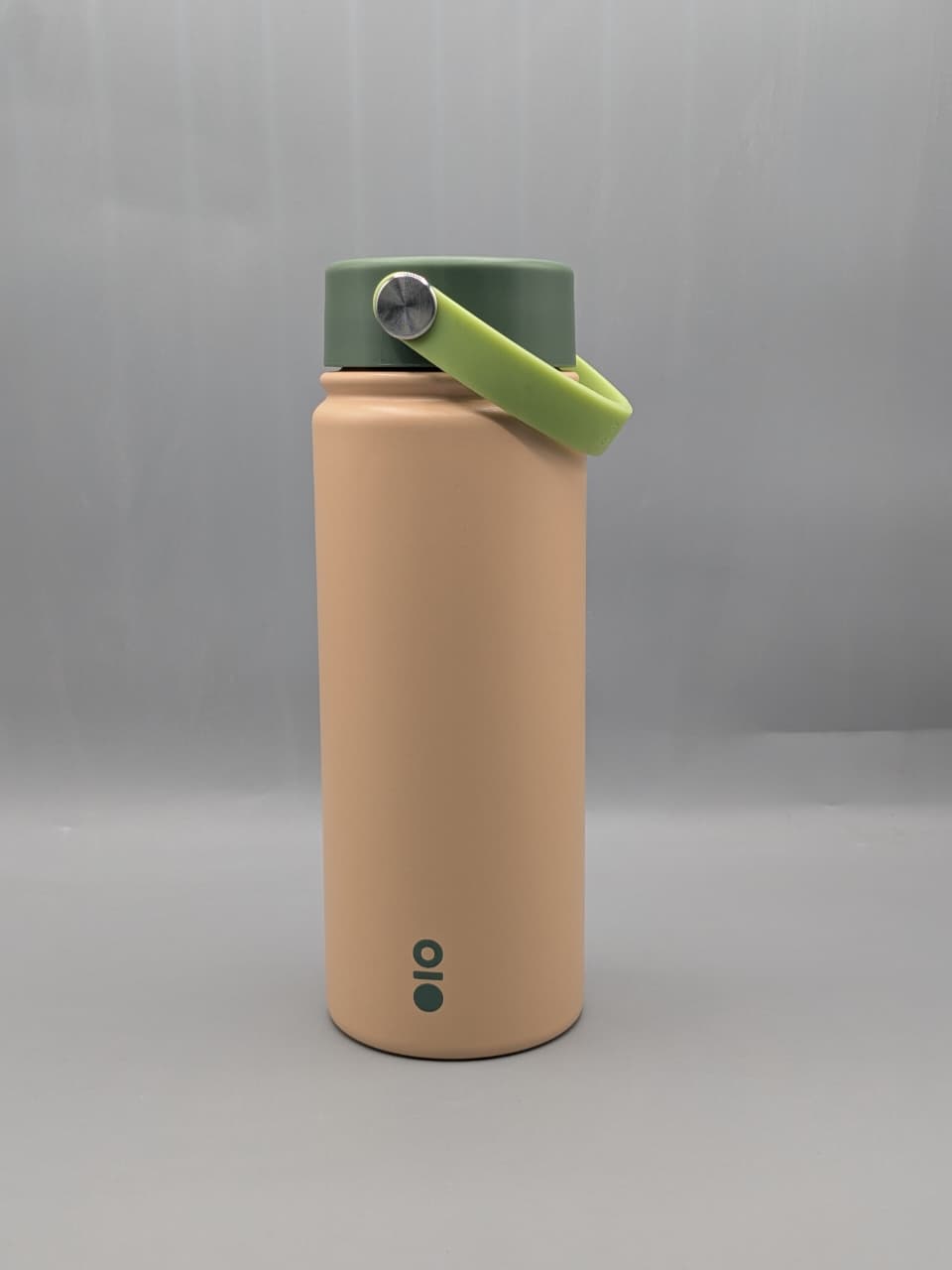 Brio Bottle, specifically a vacuum-insulated stainless steel water bottle (530ml) 13