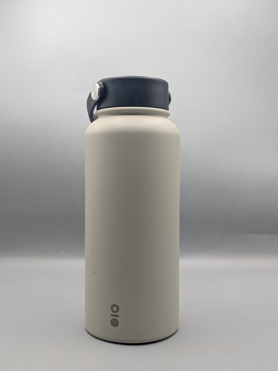 Montigo Ace Bottle Mega versatile, high-capacity reusable water bottle (950ml) 11